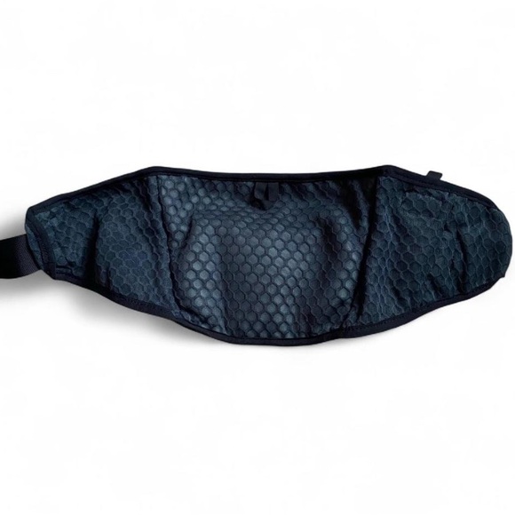 Dakine Hip Pack Black - Picture 2 of 3